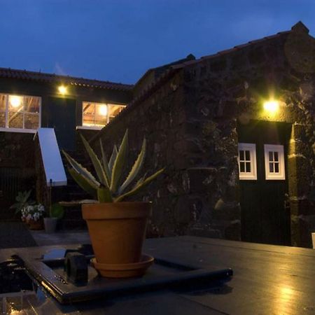 Bed and Breakfast Pocinhobay à Madalena  Extérieur photo