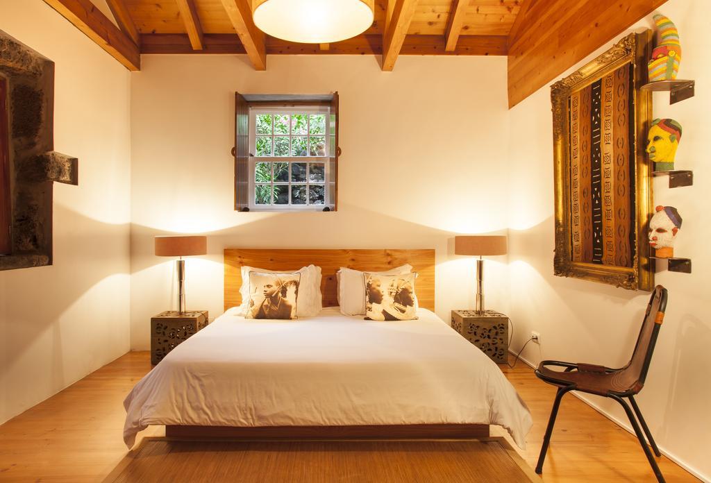 Bed and Breakfast Pocinhobay à Madalena  Extérieur photo